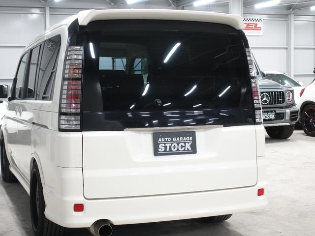 ステップワゴン スパーダ２４Ｔ　無限グリル／ＴＥＩＮ車高調／Ｖｉｅｎｎａディッシュ１９インチアルミ／社外マフラー／パワースライドドア／Ｃａｒｒｏｚｚｅｒｉａナビ／バックカメラ／オートエアコン／ＬＥＤルームランプ／ヘッドライトＰＰＦ（31枚目）