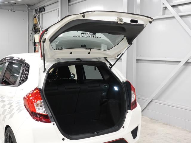 フィット ＲＳ　ＮＯＢＬＥＳＳＥフルエアロ／ＢＬＩＴＺマフラー／ＣＵＳＣＯ車高調／ＺＥＲＯＦＩＧＨＴＥＲ　ＥＣＵ＆パワーチャンバー／無限グリル／ＷｅｄｓＳｐｏｒｔ１６インチアルミ／跳上リアスポイラー（64枚目）