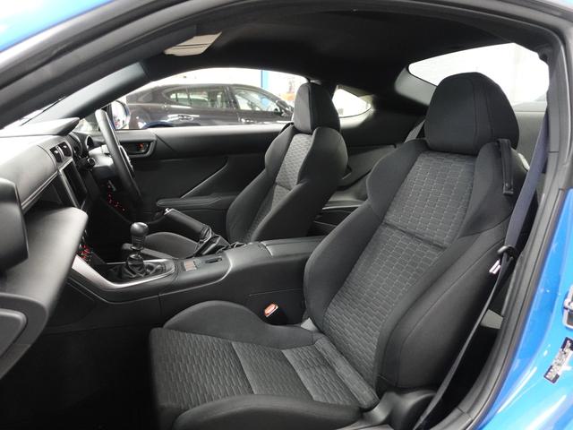 ＧＲ８６ ＲＣ　ブライトブルーＩＩ／ＲＡＹＳ１７インチアルミ／クリアランスソナー／クルーズコントロール／プッシュスタート／ＬＥＤヘッドライト／左右独立デジタル表記オートエアコン（35枚目）