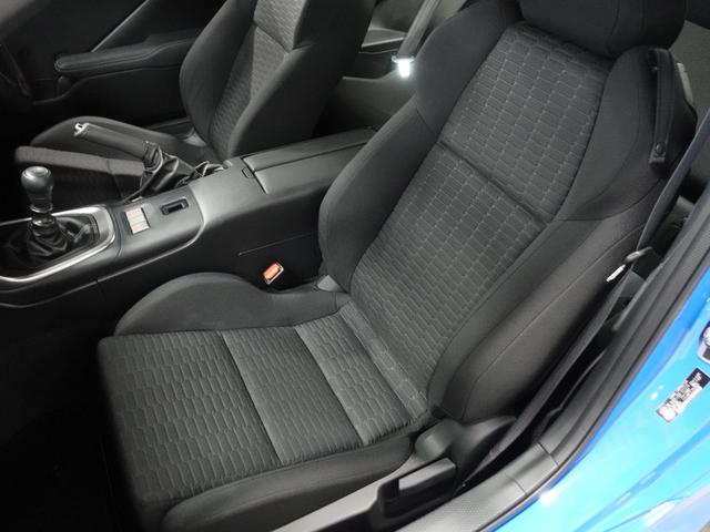 ＧＲ８６ ＲＣ　ブライトブルーＩＩ／ＲＡＹＳ１７インチアルミ／クリアランスソナー／クルーズコントロール／プッシュスタート／ＬＥＤヘッドライト／左右独立デジタル表記オートエアコン（36枚目）