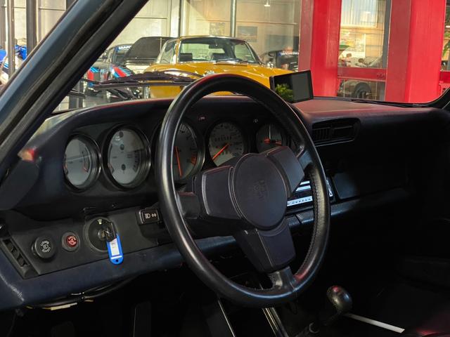 ９１１ ９１１ＳＣ　ＤＰ９３５（31枚目）