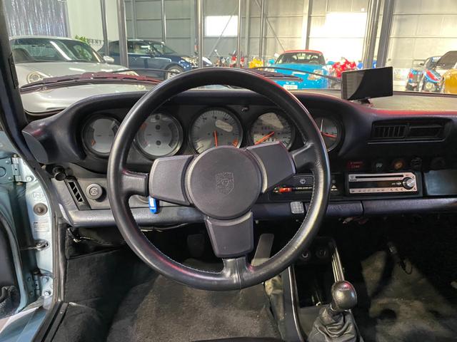 ９１１ ９１１ＳＣ　ＤＰ９３５（42枚目）