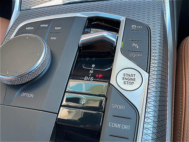 ３シリーズ ３２０ｉ　Ｍスポーツ　ＬＥＤヘッドライト・純正ナビ・バックカメラ・前後センサー・ＡＣＣ／ＬＫＡ／ＢＳＭ・シートヒーター・メモリー機能付パワーシート・Ｗエアコン・ディスプレイオーディオ・純正１８インチＡＷ・禁煙（43枚目）