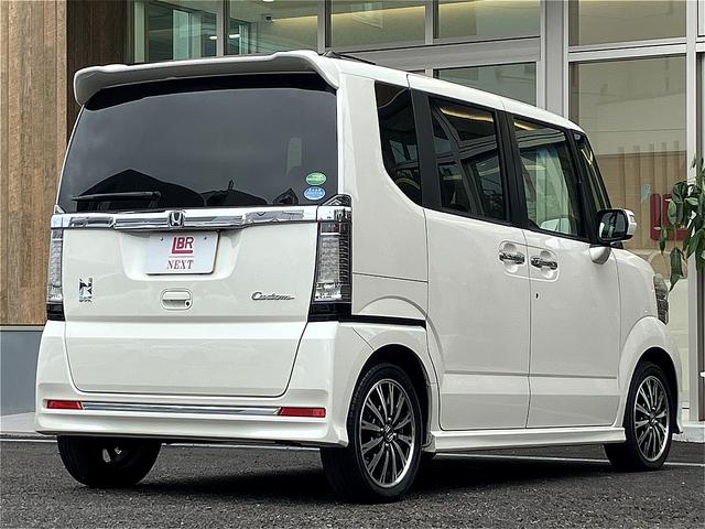 Ｎ－ＢＯＸカスタム Ｇ・ターボＬパッケージ　純正ナビ・バックカメラ・クルーズコントロール・両側電動スライドドア・衝突被害軽減装置・後席リクライニング・後席サンシェード・ターボエンジン・パドルシフト・フロントフォグランプ・純正１５インチＡＷ・禁煙（26枚目）