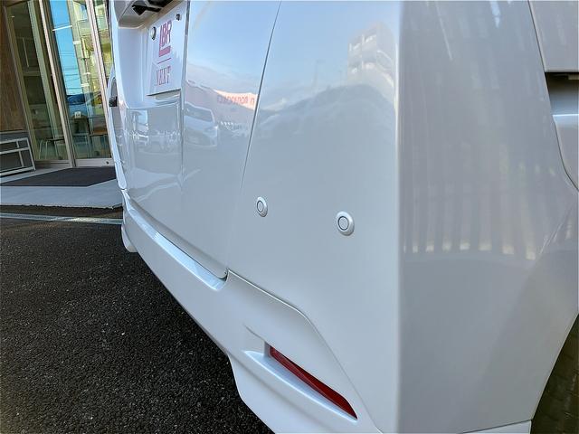 ◆前後センサー◆車庫入れなどのバック操作中に車体の近くに障害物があると警告音でお知らせしてくれます。