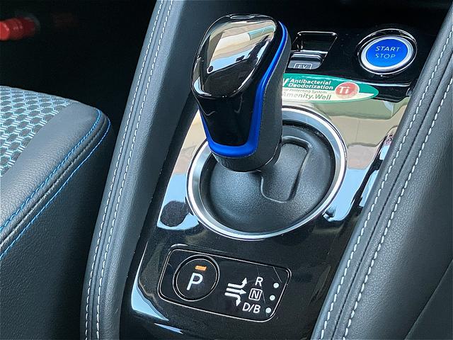 キックス Ｘ　ＬＥＤヘッドライト・社外ナビ・３６０度カメラ・前後センサー・ＡＣＣ／ＬＫＡ・衝突被害軽減ブレーキ・デジタルインナーミラー・ＢＴオーディオ・キーレス／スマートキー・ＰＶガラス・純正１７インチＡＷ・禁煙（45枚目）