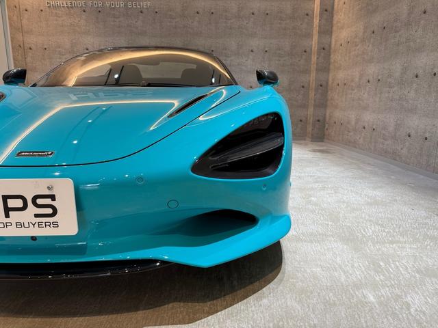 ７５０Ｓスパイダー ベースグレード　４．０　右Ｈ　Ｆリフター　全周囲カメラ　（ブルー）（9枚目）