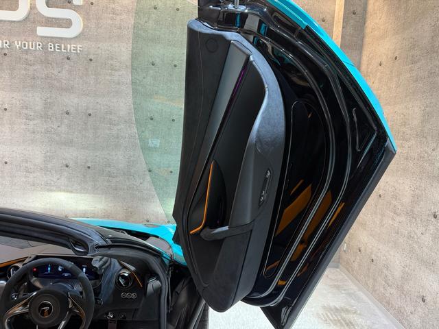 ７５０Ｓスパイダー ベースグレード　４．０　右Ｈ　Ｆリフター　全周囲カメラ　（ブルー）（39枚目）