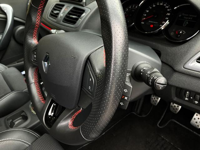 メガーヌエステート GT 220 GT220 6速MT ナビ 地デジ ETC ドラレコ PS5(21枚目)