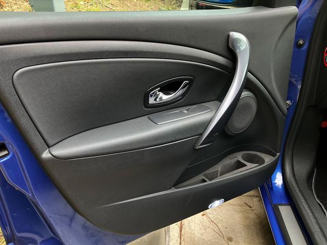 メガーヌエステート GT 220 GT220 6速MT ナビ 地デジ ETC ドラレコ PS5(23枚目)