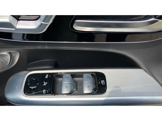 ＧＬＣ ＧＬＣ６３　Ｓ　Ｅ　パフォーマンス　ＡＭＧパフォーマンスパッケージ　ＡＭＧカーボンパッケージ　ＡＭＧパフォーマンスステアリングＭＩＣＲＯＣＵＴ付　リヤシートヒーター無し　ブラインドスポットアシスト　運転席助手席メモリー機能付パワーシート（29枚目）