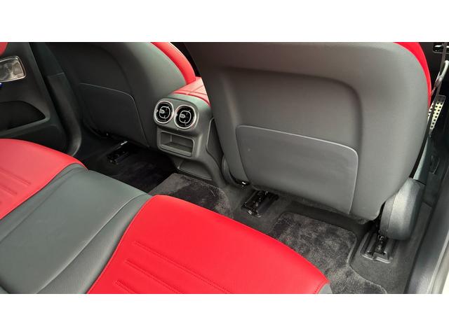 ＧＬＣ ＧＬＣ２２０ｄ　４マチック　ドライバーズパッケージ　ドライバーズパッケージ　ＡＭＧレザーエクスクルーシブパッケージ　ＡＭＧラインパッケージ　パノラミックスライディングルーフ　オパリスホワイト　運転席助手席メモリー機能付きパワーシート　シートヒーター（24枚目）