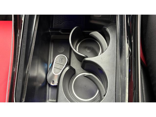 ＧＬＣ ＧＬＣ２２０ｄ　４マチック　ドライバーズパッケージ　ドライバーズパッケージ　ＡＭＧレザーエクスクルーシブパッケージ　ＡＭＧラインパッケージ　パノラミックスライディングルーフ　オパリスホワイト　運転席助手席メモリー機能付きパワーシート　シートヒーター（40枚目）