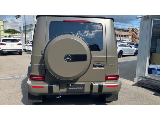 Gクラス G63 マヌファクトゥーアエディション マグノダークオリーブグリーンマットカラー ナッパレザーチタニウムグレー レーダーセーフティパッケージ ブラインドスポットアシスト シートベンチレーター 左ハンドル ブラック22インチアルミホイール(5枚目)