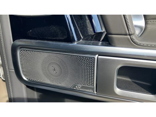 Gクラス G63 マヌファクトゥーアエディション マグノダークオリーブグリーンマットカラー ナッパレザーチタニウムグレー レーダーセーフティパッケージ ブラインドスポットアシスト シートベンチレーター 左ハンドル ブラック22インチアルミホイール(15枚目)