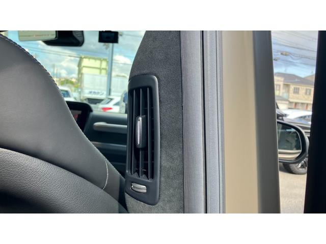 Gクラス G63 マヌファクトゥーアエディション マグノダークオリーブグリーンマットカラー ナッパレザーチタニウムグレー レーダーセーフティパッケージ ブラインドスポットアシスト シートベンチレーター 左ハンドル ブラック22インチアルミホイール(16枚目)