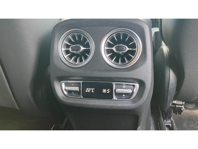 Gクラス G63 マヌファクトゥーアエディション マグノダークオリーブグリーンマットカラー ナッパレザーチタニウムグレー レーダーセーフティパッケージ ブラインドスポットアシスト シートベンチレーター 左ハンドル ブラック22インチアルミホイール(18枚目)