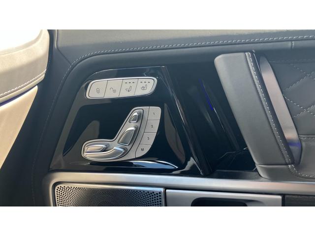 Gクラス G63 マヌファクトゥーアエディション マグノダークオリーブグリーンマットカラー ナッパレザーチタニウムグレー レーダーセーフティパッケージ ブラインドスポットアシスト シートベンチレーター 左ハンドル ブラック22インチアルミホイール(25枚目)