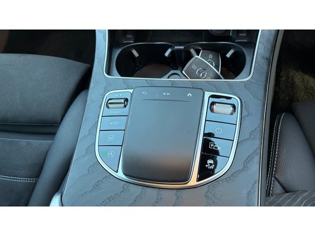ＧＬＣ ＧＬＣ２２０ｄ４マチッククーペＡＭＧラインパッケージ　ＡＭＧライン　ガラススライディングルーフ　運転席助手席メモリー機能付きパワーシート　レーダーセーフティパッケージ　ブラインドスポットアシスト　シートヒーター　リヤシートヒーター　純正アルミホイール（39枚目）