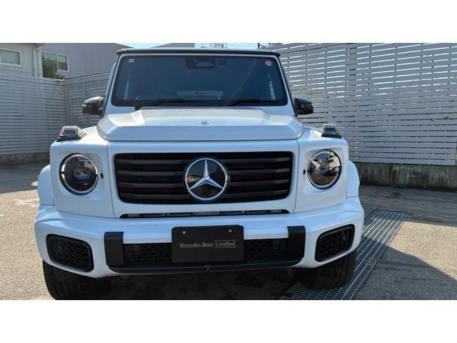 Ｇクラス Ｇ５８０　ウィズＥＱテクノロジーエディション１　レーダーセーフティパッケージ　ブラインドスポットアシスト　運転席助手席メモリー機能付パワーシート　シートヒーター　レザーシート　ブラックアルミホイール　デジタルテレビ　オパリスホワイトマグノ　タイプＣ（2枚目）