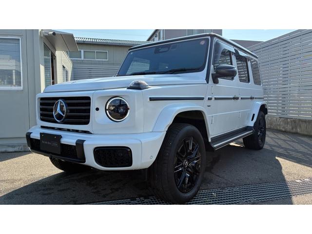 Ｇクラス Ｇ５８０　ウィズＥＱテクノロジーエディション１　レーダーセーフティパッケージ　ブラインドスポットアシスト　運転席助手席メモリー機能付パワーシート　シートヒーター　レザーシート　ブラックアルミホイール　デジタルテレビ　オパリスホワイトマグノ　タイプＣ（3枚目）