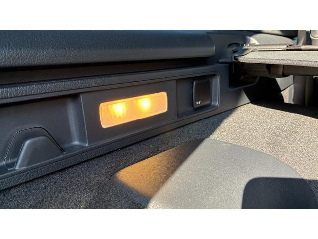 Ｇクラス Ｇ５８０　ウィズＥＱテクノロジーエディション１　レーダーセーフティパッケージ　ブラインドスポットアシスト　運転席助手席メモリー機能付パワーシート　シートヒーター　レザーシート　ブラックアルミホイール　デジタルテレビ　オパリスホワイトマグノ　タイプＣ（10枚目）