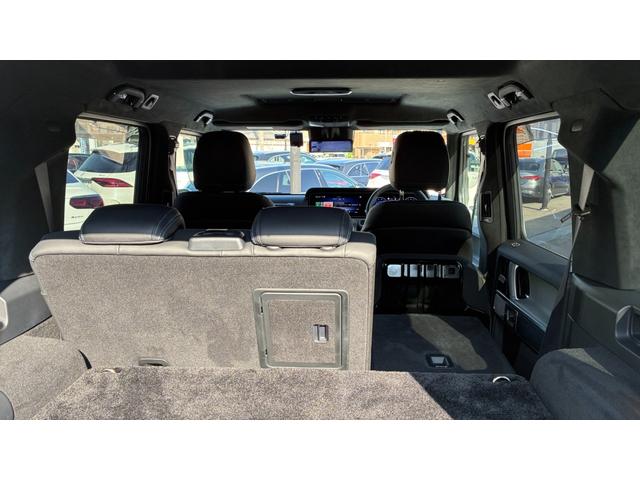 Ｇクラス Ｇ５８０　ウィズＥＱテクノロジーエディション１　レーダーセーフティパッケージ　ブラインドスポットアシスト　運転席助手席メモリー機能付パワーシート　シートヒーター　レザーシート　ブラックアルミホイール　デジタルテレビ　オパリスホワイトマグノ　タイプＣ（11枚目）