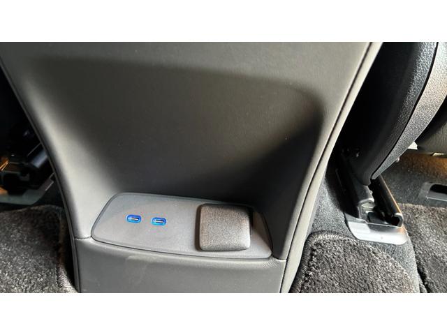 Ｇクラス Ｇ５８０　ウィズＥＱテクノロジーエディション１　レーダーセーフティパッケージ　ブラインドスポットアシスト　運転席助手席メモリー機能付パワーシート　シートヒーター　レザーシート　ブラックアルミホイール　デジタルテレビ　オパリスホワイトマグノ　タイプＣ（18枚目）