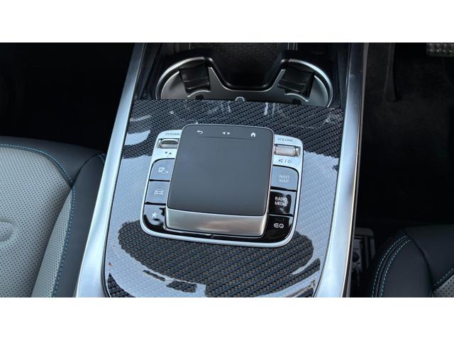 Ｇクラス Ｇ５８０　ウィズＥＱテクノロジーエディション１　レーダーセーフティパッケージ　ブラインドスポットアシスト　運転席助手席メモリー機能付パワーシート　シートヒーター　レザーシート　ブラックアルミホイール　デジタルテレビ　オパリスホワイトマグノ　タイプＣ（35枚目）