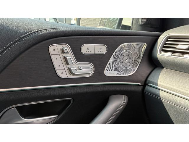 GLE GLE400d 4マチックスポーツ パノラミックスライディングルーフ ダイヤモンドホワイト レーダーセーフティパッケージ ブラインドスポットアシスト 純正アルミホイール 運転席助手席メモリー機能付きパワーシート ワイヤレスチャージング(38枚目)