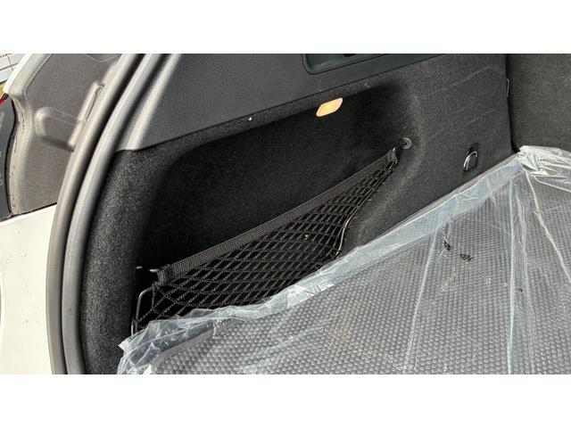 GLC GLC43 4マチックAMGレザエクスクルシブパケジ AMGレザーエクスクルーシブパッケージ オパリスホワイト 運転席助手席メモリー機能付パワーシート シートヒーター AMGデザインアルミホイール レーダーセーフティパッケージ ブラインドスポットアシスト(9枚目)