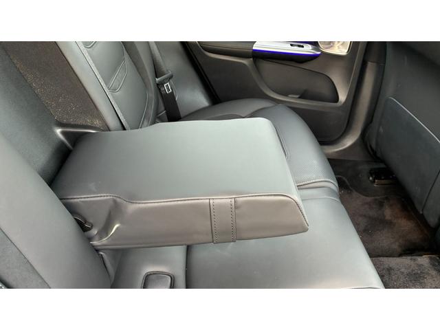 GLC GLC43 4マチックAMGレザエクスクルシブパケジ AMGレザーエクスクルーシブパッケージ オパリスホワイト 運転席助手席メモリー機能付パワーシート シートヒーター AMGデザインアルミホイール レーダーセーフティパッケージ ブラインドスポットアシスト(19枚目)