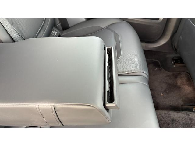 GLC GLC43 4マチックAMGレザエクスクルシブパケジ AMGレザーエクスクルーシブパッケージ オパリスホワイト 運転席助手席メモリー機能付パワーシート シートヒーター AMGデザインアルミホイール レーダーセーフティパッケージ ブラインドスポットアシスト(20枚目)