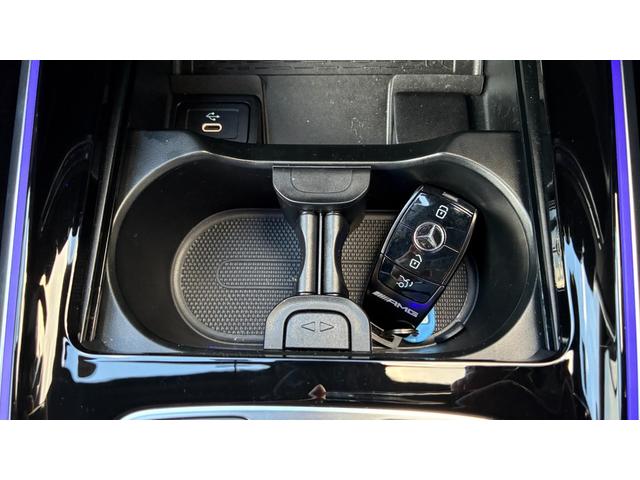 GLB GLB35 4マチック アドバンスドパッケージ マウンテングレー 運転席助手席メモリ機能付パワーシート レーダーセーフティパッケージ ブラインドスポットアシスト AMGデザインアルミホイール 3列シート HDDナビ タイプC(42枚目)