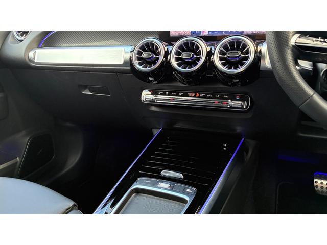 GLB GLB35 4マチック アドバンスドパッケージ マウンテングレー 運転席助手席メモリ機能付パワーシート レーダーセーフティパッケージ ブラインドスポットアシスト AMGデザインアルミホイール 3列シート HDDナビ タイプC(44枚目)