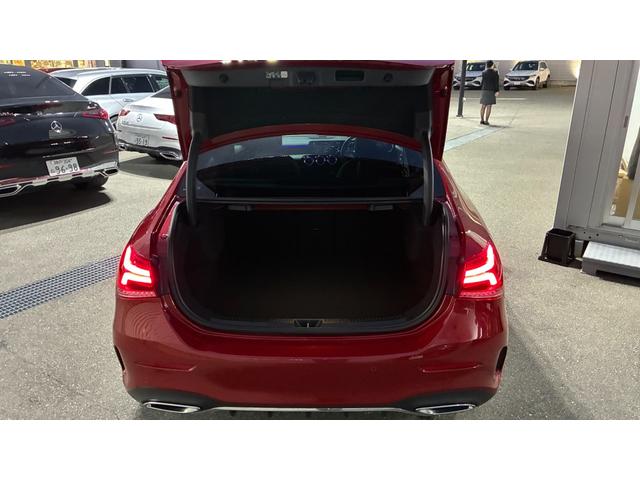 開口部の広いトランクスペース☆