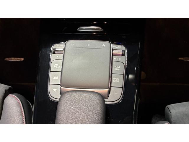 タッチパッドで操作も快適です☆