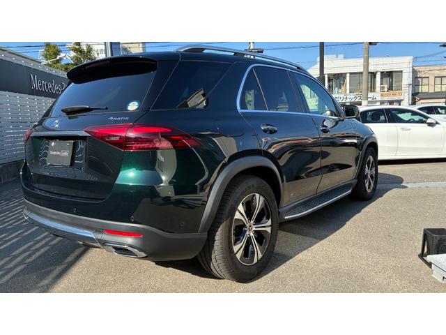 GLE GLE300d 4マチック レーダーセーフティパッケージ ブラインドスポットアシスト 運転席助手席メモリー機能付きパワーシート シートヒーター 純正アルミホイール エアサスペンション エメラルドグリーン MBUX デジタルTV(6枚目)
