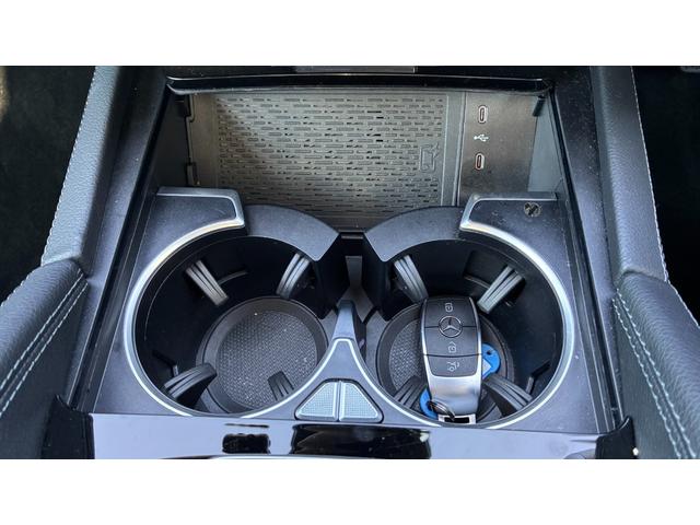 GLE GLE300d 4マチック レーダーセーフティパッケージ ブラインドスポットアシスト 運転席助手席メモリー機能付きパワーシート シートヒーター 純正アルミホイール エアサスペンション エメラルドグリーン MBUX デジタルTV(39枚目)