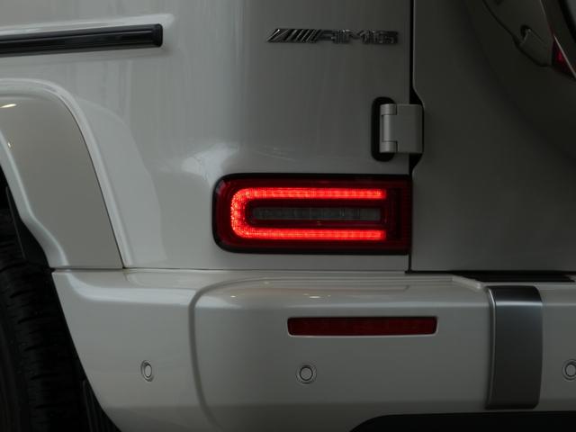 Ｇクラス Ｇ６３　ＡＭＧレザーエクスクルーシブパッケージ　黒ナッパ革　アダプティブダンピング　ＳＲ　シートヒーター　ベンチレーション　リラクゼーション　ＲＳＰ　純正ＨＤＤナビ　地デジ　全周Ｃ　ブルメスター　ＡＭＧ２０ＡＷ　禁煙　右Ｈ　正規Ｄ車（4枚目）