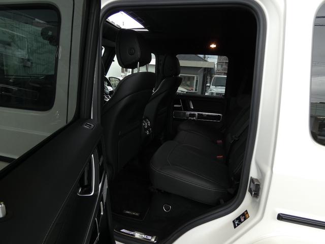 Ｇクラス Ｇ６３　ＡＭＧレザーエクスクルーシブパッケージ　黒ナッパ革　アダプティブダンピング　ＳＲ　シートヒーター　ベンチレーション　リラクゼーション　ＲＳＰ　純正ＨＤＤナビ　地デジ　全周Ｃ　ブルメスター　ＡＭＧ２０ＡＷ　禁煙　右Ｈ　正規Ｄ車（17枚目）