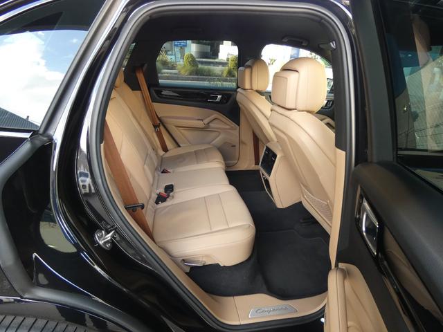 PORSCHE CAYENNE BASEGRADE