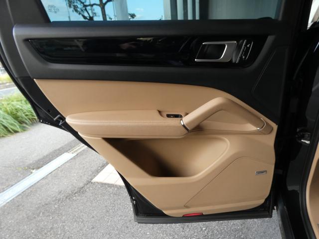 PORSCHE CAYENNE BASEGRADE