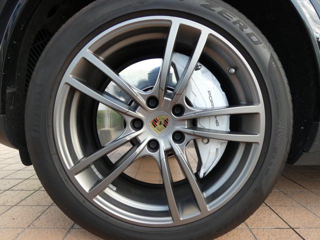 PORSCHE CAYENNE BASEGRADE