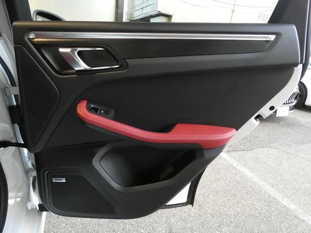 PORSCHE MACAN MACAN GTS