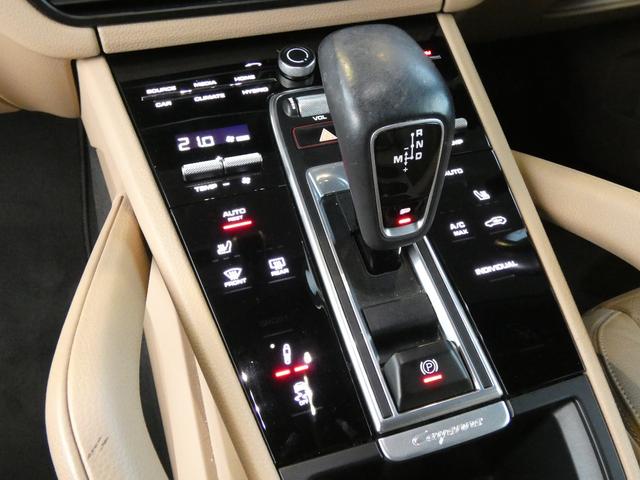 カイエン E-ハイブリッド ベージュ革 スポクロ シートヒーター PCMナビ 全周カメラ ACC LCA LDW LEDヘッドライト エントリーD 8WAY PASM 純正20AW 禁煙 右H 正規D車(12枚目)