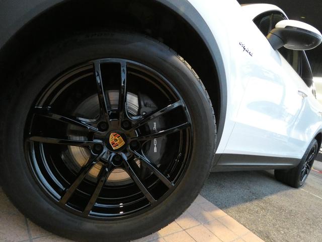 カイエン E-ハイブリッド ベージュ革 スポクロ シートヒーター PCMナビ 全周カメラ ACC LCA LDW LEDヘッドライト エントリーD 8WAY PASM 純正20AW 禁煙 右H 正規D車(41枚目)