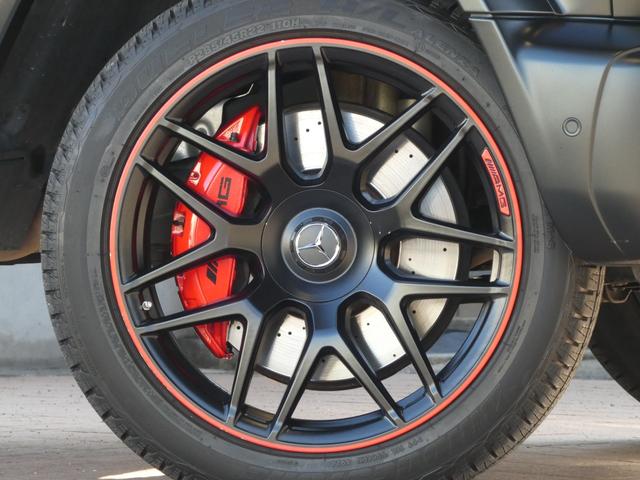 Ｇクラス Ｇ６３　ＡＭＧレザーエクスクルーシブパッケージ　黒革　アダプティブＤ　ＳＲ　エディションマットブラック仕様　シートヒーター　ベンチレーター　リラクゼーション　ＲＳＰ　純正ナビ　地デジ　全周カメラ　ブルメスター　ＡＭＧ２２ＡＷ　禁煙　右Ｈ　正規Ｄ車（6枚目）