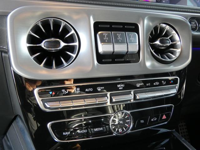 Ｇクラス Ｇ６３　ＡＭＧレザーエクスクルーシブパッケージ　黒革　アダプティブＤ　ＳＲ　エディションマットブラック仕様　シートヒーター　ベンチレーター　リラクゼーション　ＲＳＰ　純正ナビ　地デジ　全周カメラ　ブルメスター　ＡＭＧ２２ＡＷ　禁煙　右Ｈ　正規Ｄ車（12枚目）