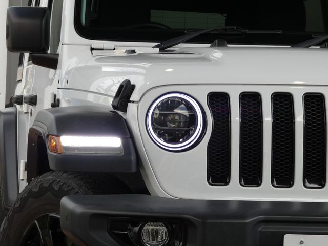 ジープ・ラングラーアンリミテッド スポーツアルティテュード 限定300台 ブラックインテリア 純正ナビ LED ACC Bカメラ AppleCarPlay 純正17AW 禁煙 下取車 正規D車(3枚目)